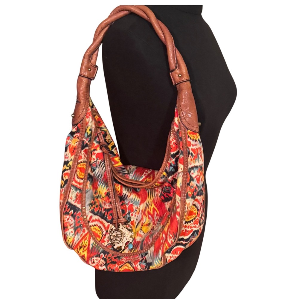Jessica Simpson Hobo Bag Bohemian Faux Leather Trim Shoulder‎ Bag 
Preloved